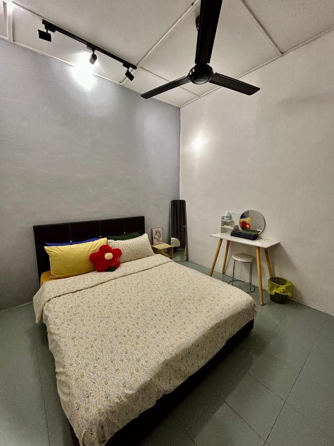 Heritage Cozy Entire 3 Bedroom House At Kijang Alma Bukit Mertajam Exterior foto